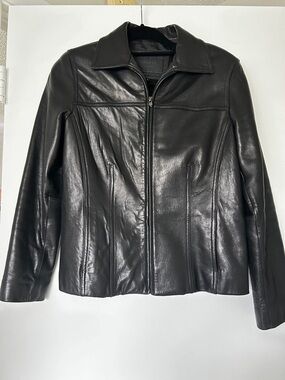 Avanti Black Leather Zip-Up Jacket for Women